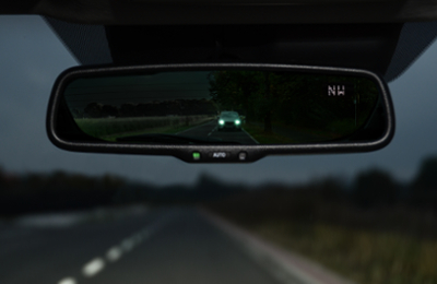 Auto-Dimming rearview mirror with compass