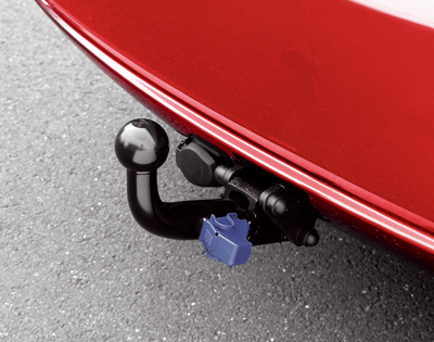 Engate de reboque (HB de 5 portas, CS de 4 portas)