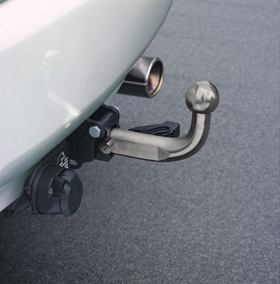 Engate de reboque (HB de 5 portas, CS de 4 portas)