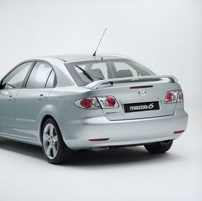 Spoiler traseiro (HB de 5 portas)