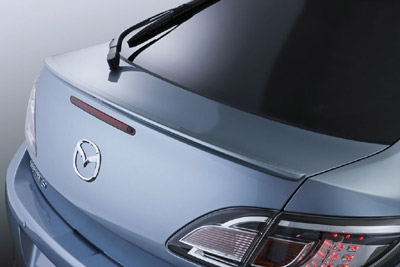 Spoiler traseiro de friso (HB de 5 portas)