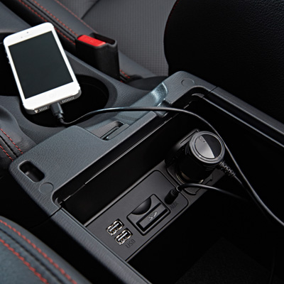 Cabo de áudio com carregador