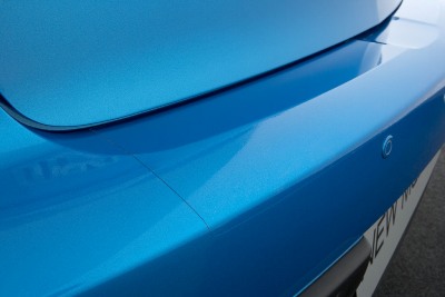 Revestimento do degrau do p/choques traseiro (HB de 5 portas)