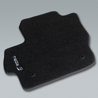 Tapetes de luxo (HB de 5 portas, CS de 4 portas)